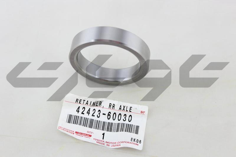 RETAINER, REAR AXLE BEARING, INNER, RH/LH