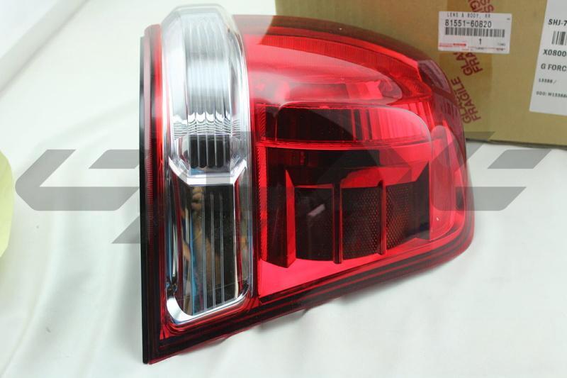 LENS & BODY, REAR COMBINATION LAMP, RH